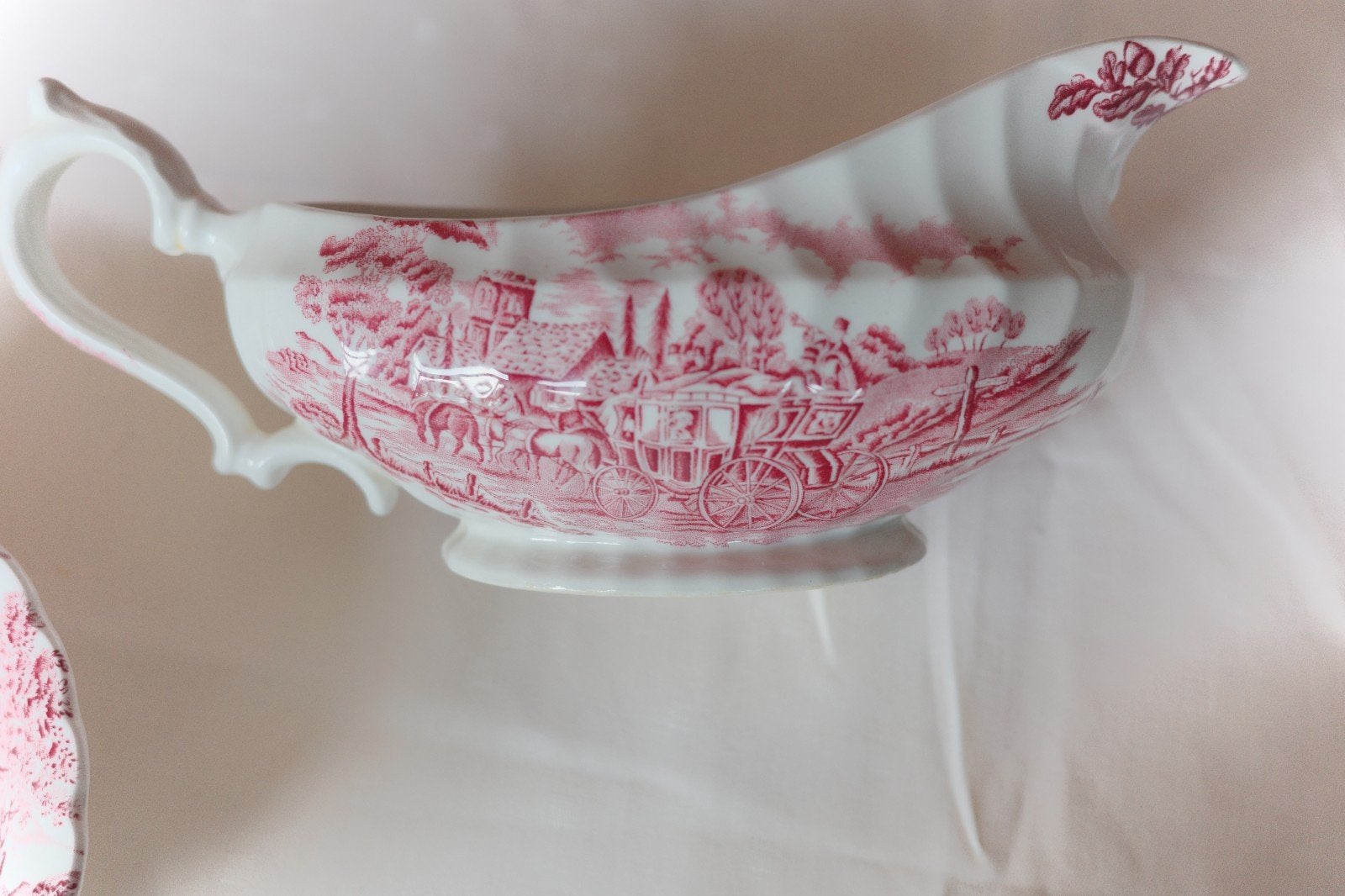 Myott Royal Mail — serveerschalen + sauskom (rood Engels), Ophalen