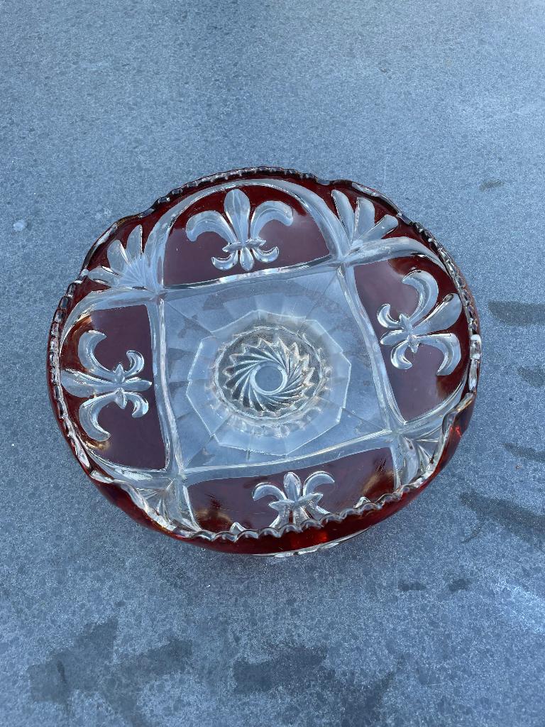 VINTAGE Fleur-de-lis schaal, 26cm Val Saint Lambert, Antiek en Kunst, Ophalen of Verzenden
