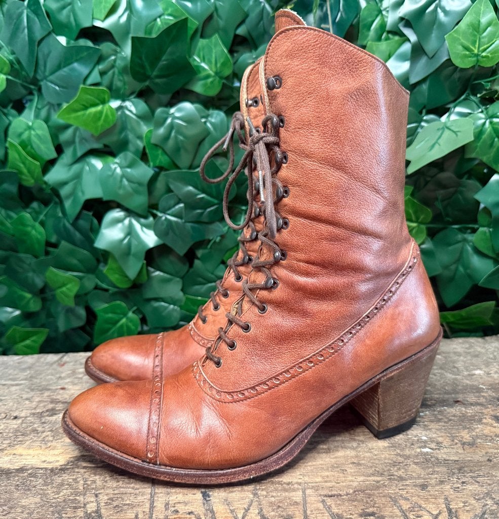 bijna Nieuw victoriaans rijglaarsje van Sendra maat 40, Kleding | Dames, Schoenen, Sendra, Bruin, Lage of Enkellaarzen, Ophalen of Verzenden