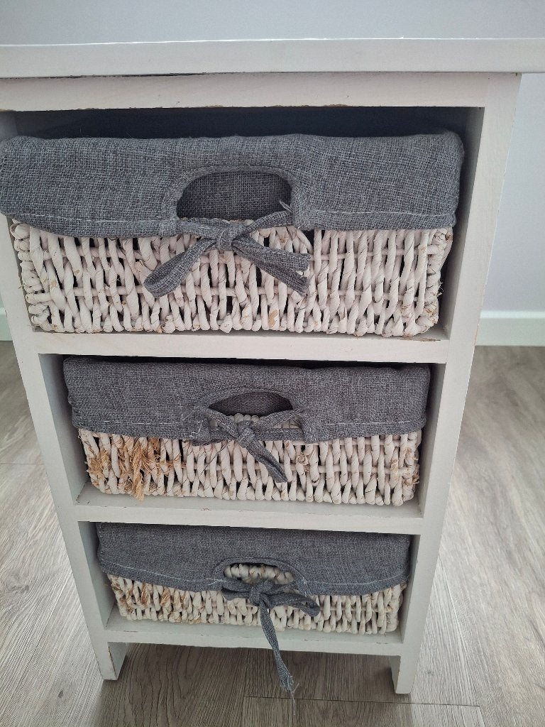 Nachtkastjes, Ophalen, Kunststof, Gebruikt, 55 tot 70 cm