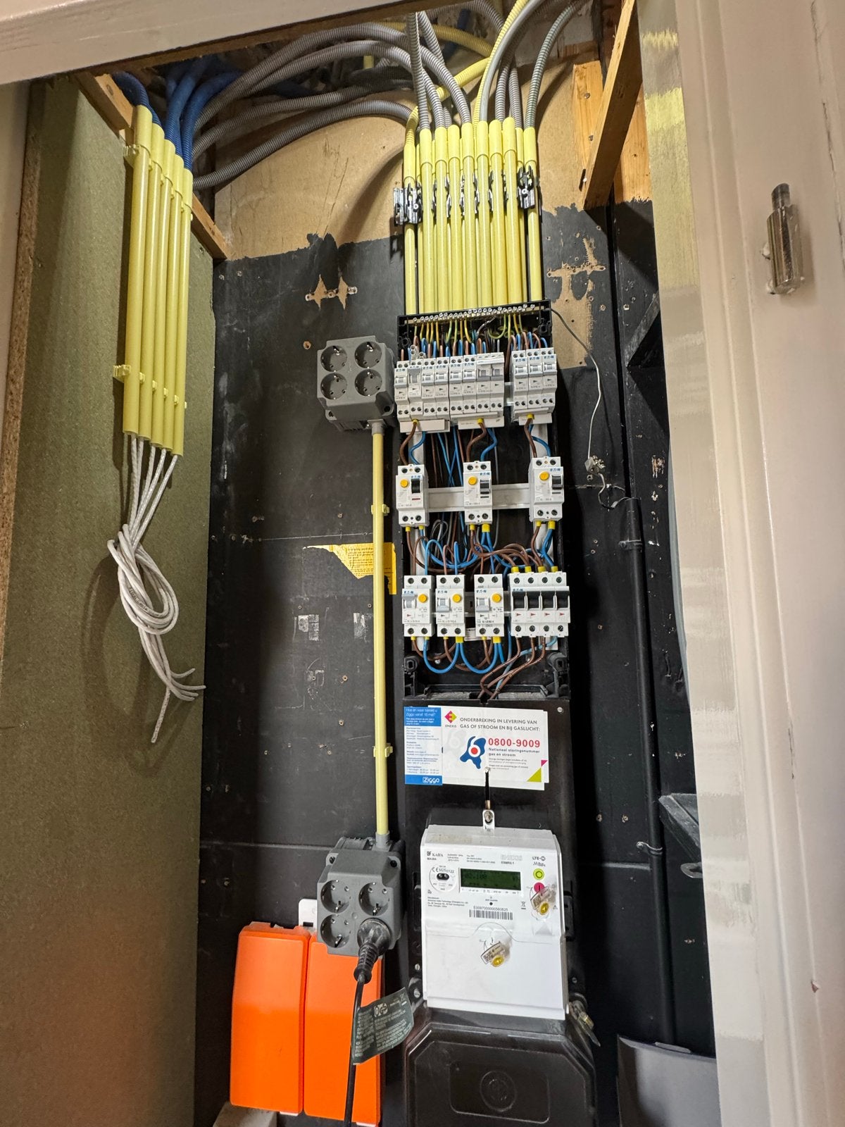 Elektricien/Loodgieter/Installateur/Klusjesman aangeboden.