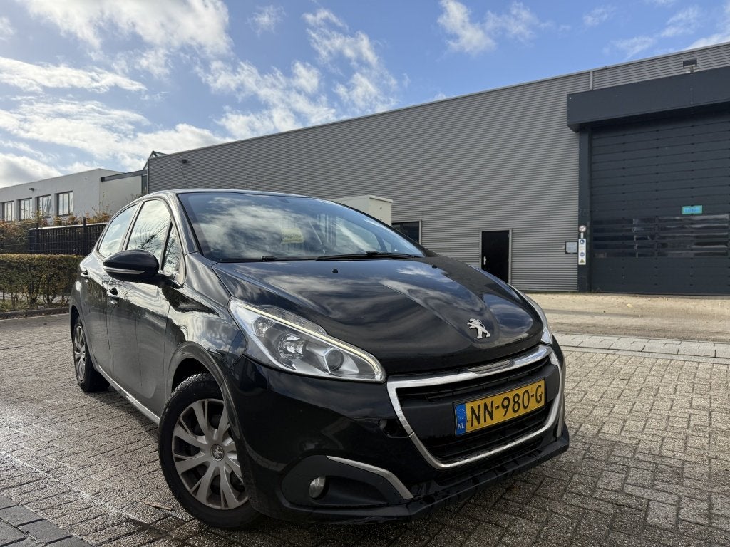 Peugeot 208 1.6 B.HDi Blue Lease Cruise Clima BT Lage Km, Gebruikt, Euro 6, 4 cilinders, Zwart