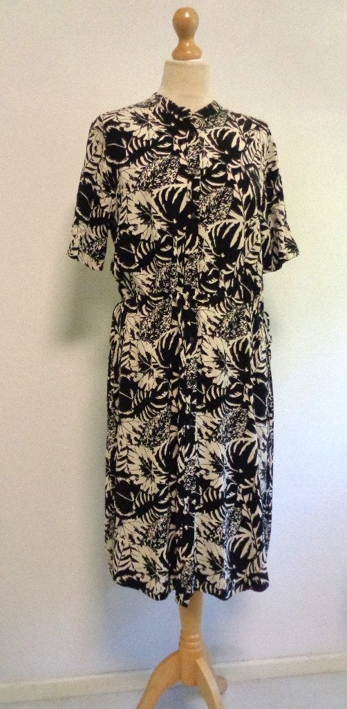 jurk Geisha, Maat 38/40 (M), Geisha, Verzenden, Zwart