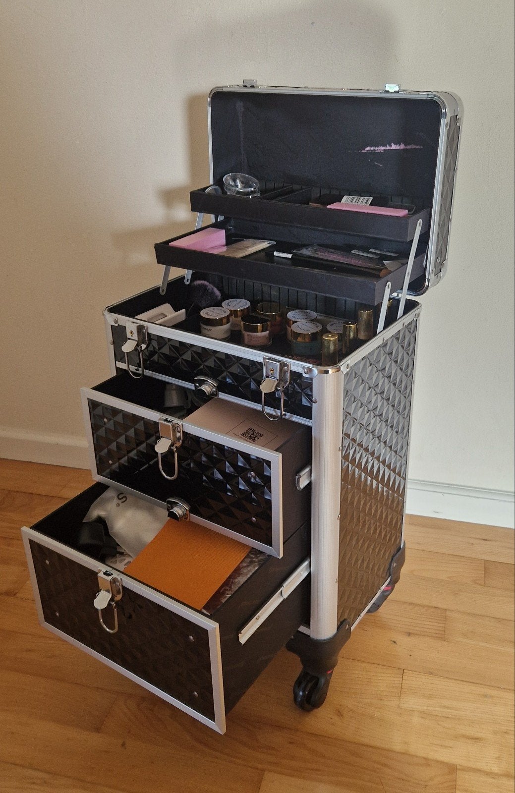 Professionele Make-up Koffer op Wielen - Zwart Hardcase, Ophalen, Gebruikt, Zwart, Met slot