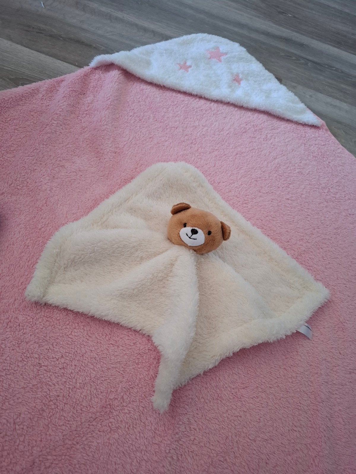 Optidee babycape roze met knuffel en washandje, Ophalen of Verzenden, Zo goed als nieuw