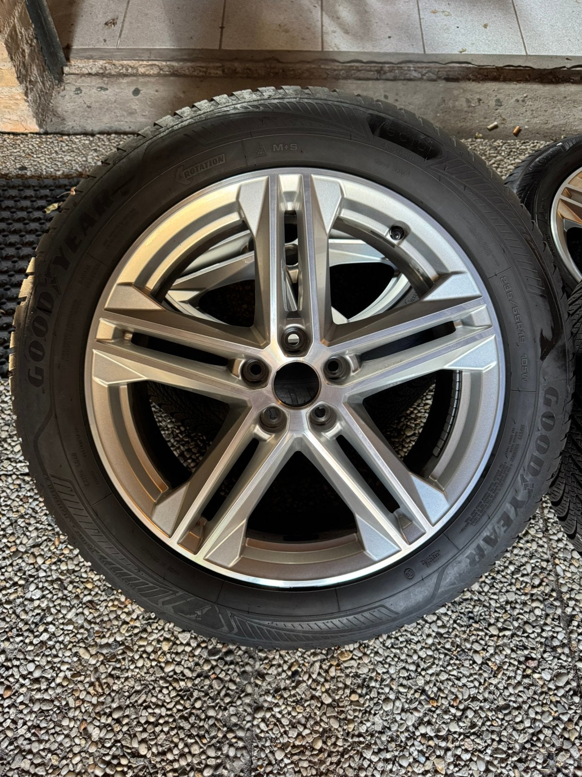 Audi 19 inch originele velgen Goodyear 4-seizoen 235/55 R19, Banden en Velgen, 235 mm, Zomerbanden, Ophalen