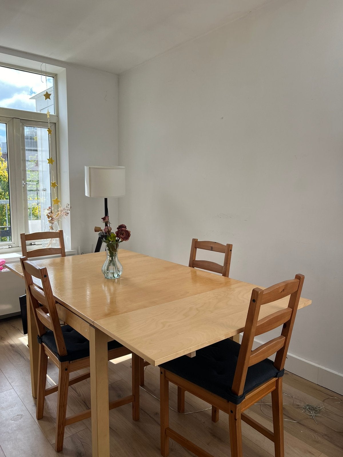 extendable dining table, Ophalen of Verzenden, Zo goed als nieuw, 4 tot 6 stoelen