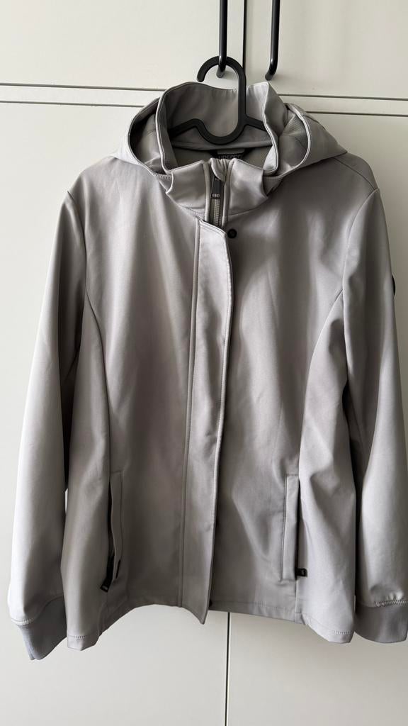 Airforce Dames Softshell jas, Ophalen of Verzenden, Zo goed als nieuw, Maat 42/44 (L), Grijs