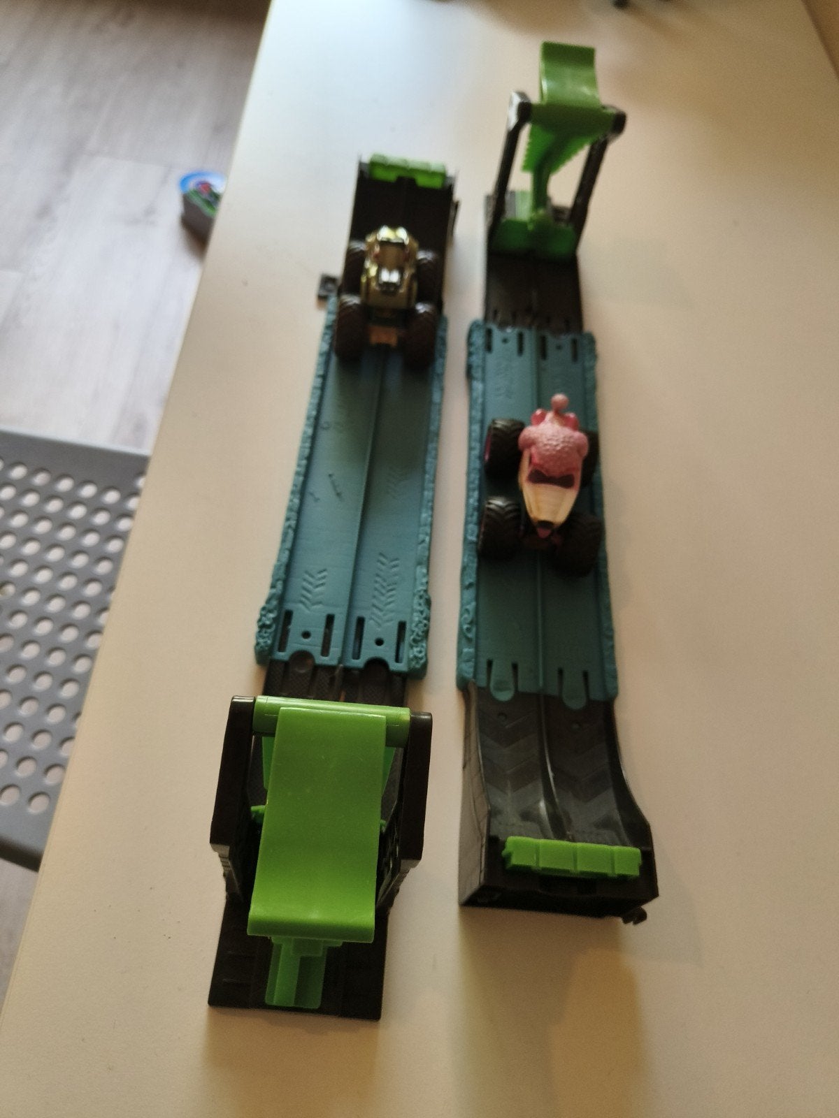 Hot wheels monstertruck, Ophalen of Verzenden, Auto, Overige merken