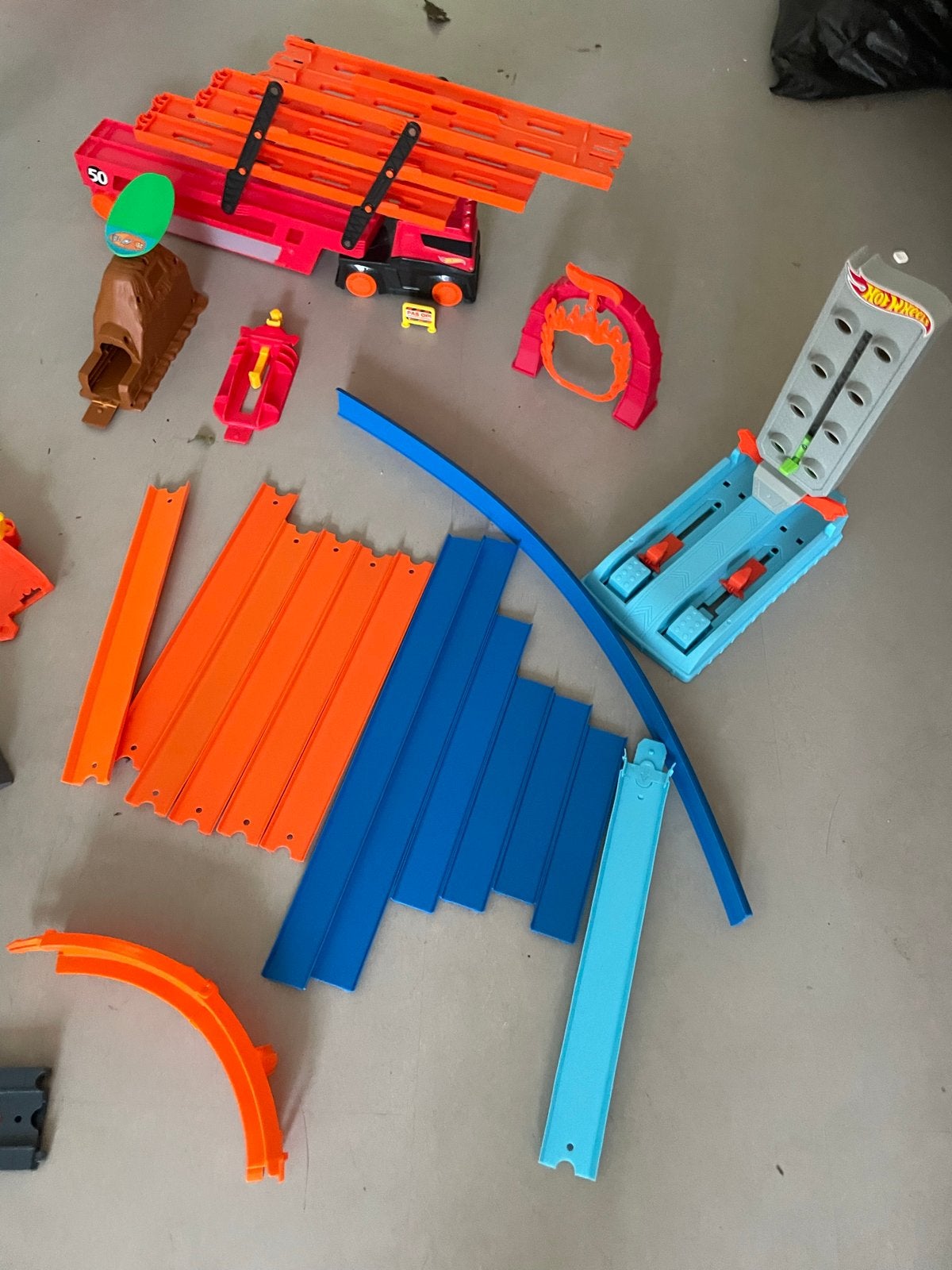 Grote Hot Wheels Baan en Auto's Collectie, Ophalen, Gebruikt