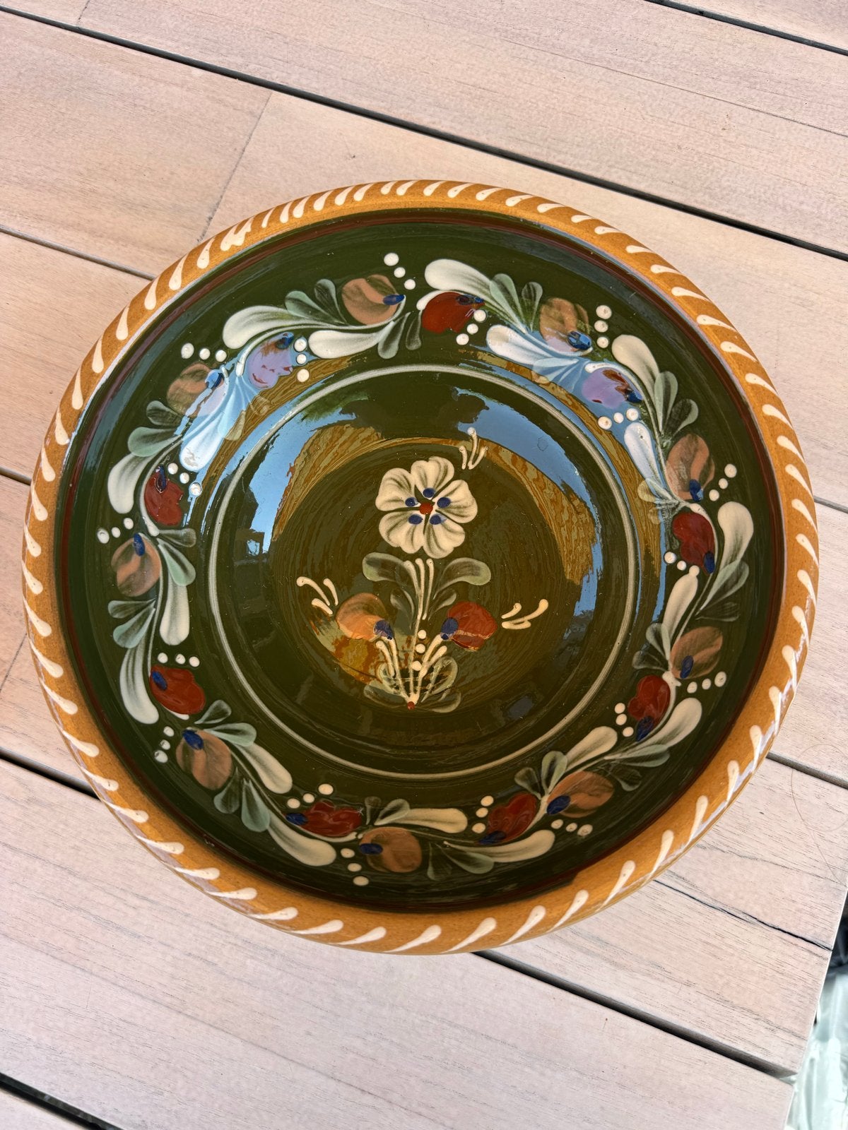 Vintage Sárospatak Hongaarse handbeschilderde keramiek schaa, Antiek en Kunst, Antiek | Keramiek en Aardewerk, Ophalen