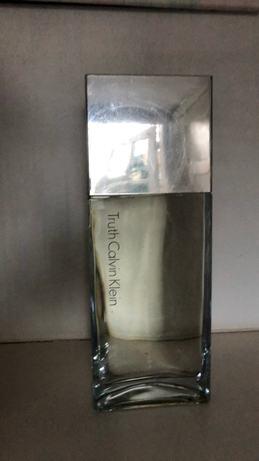 Giant” Calvin Klein “glazen etalagefles “TRUTH “, Ophalen of Verzenden, Parfumfles, Gevuld