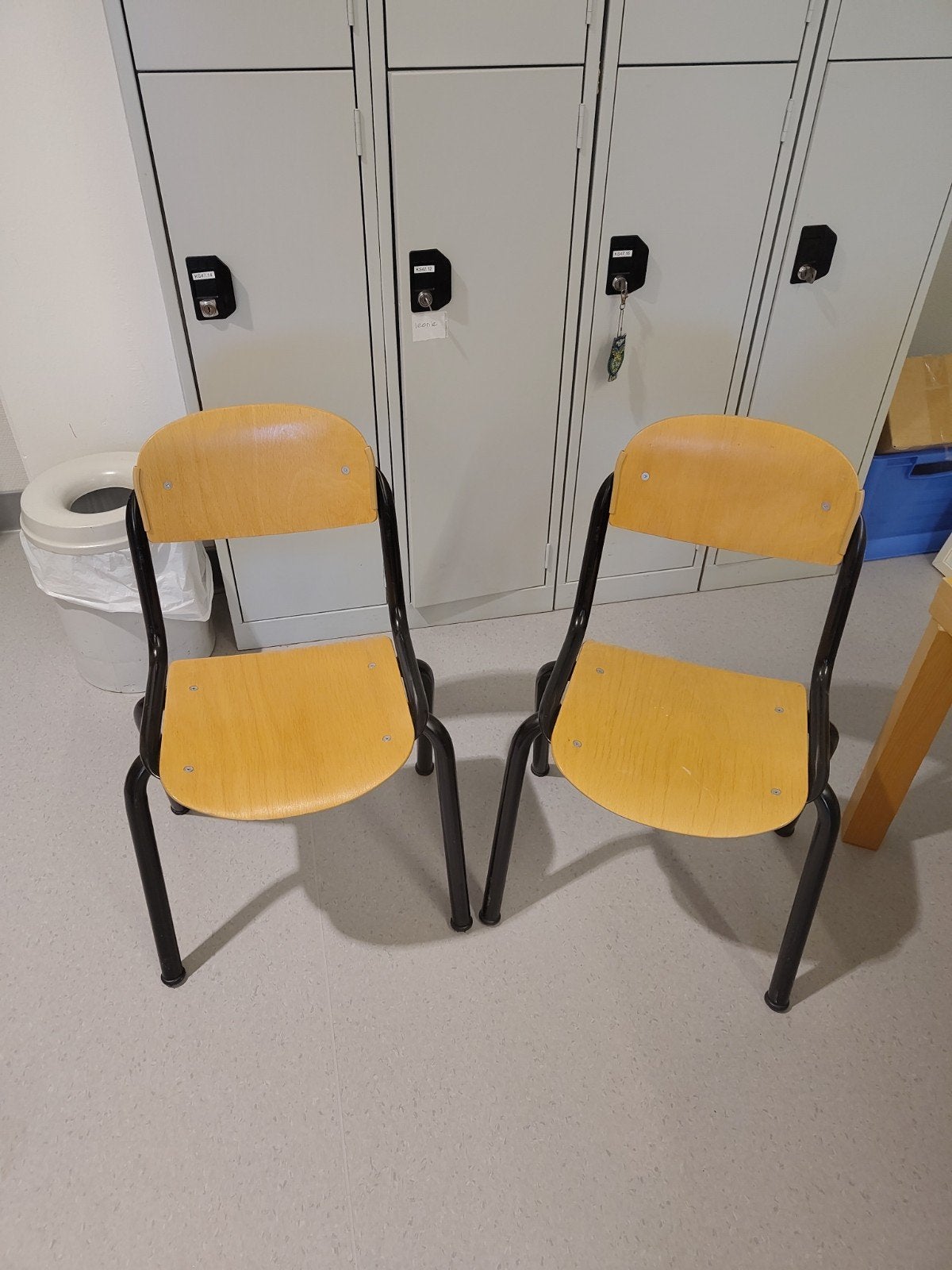 vintage schoolstoeltjes, Ophalen, Zwart, Eén