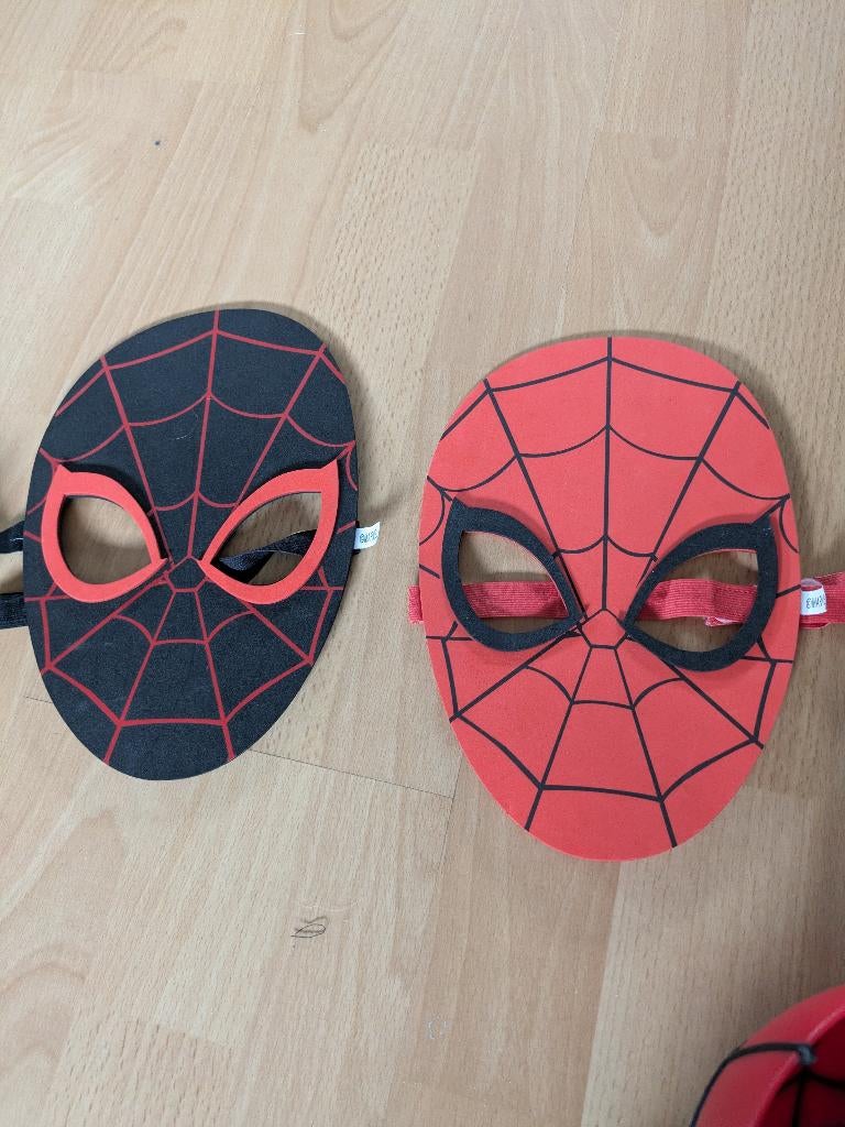 masker kind spiderman - vilt (2stuks), Ophalen of Verzenden, Zo goed als nieuw, 110 t/m 116, Jongen of Meisje
