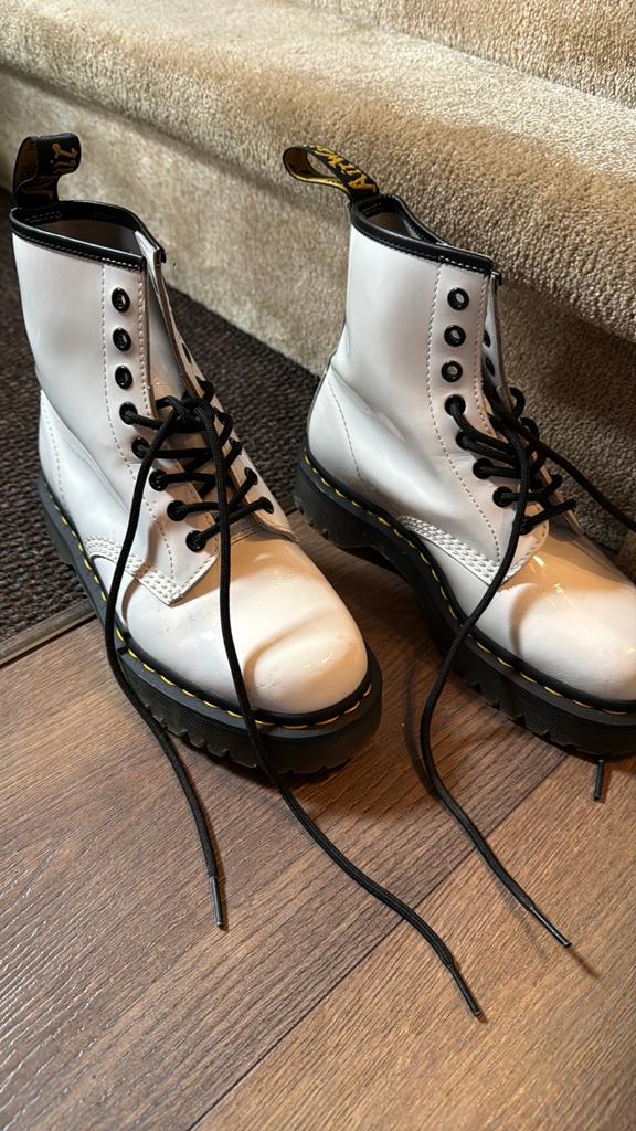Dr. Martens 1460 Patent Wit Laarzen maat 39, Wit, Lage of Enkellaarzen, Ophalen of Verzenden, Zo goed als nieuw