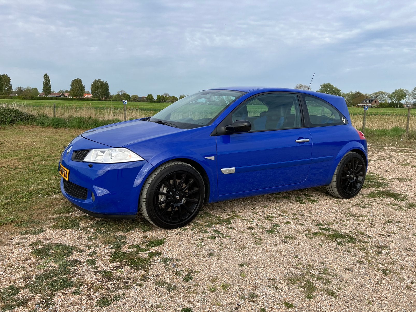 Renault Mégane RS 2.0 16V Turbo R25 F1 team, Voorwielaandrijving, 4 cilinders, Blauw, Particulier