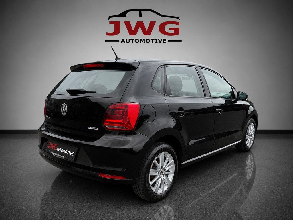 Volkswagen Polo 1.0 MPI Parkeersensoren/Stoel Vw/Cruise/Airc, Auto's, Volkswagen, Voorwielaandrijving, Gebruikt, Zwart, Zwart