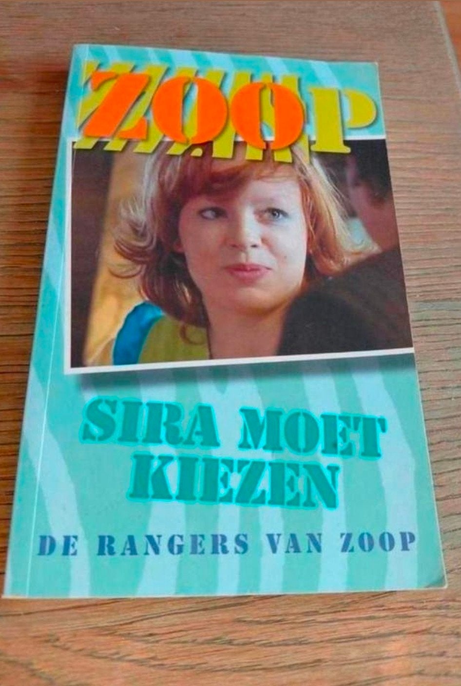 De Rangers van Zoop. Sira moet kiezen., Boeken, Ophalen of Verzenden, Zo goed als nieuw, Fictie algemeen