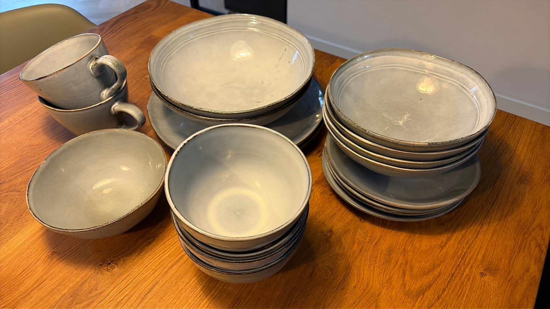 Lichtblauw servies (Casa, earth), Huis en Inrichting, Ophalen, Zo goed als nieuw, Overige stijlen, Aardewerk