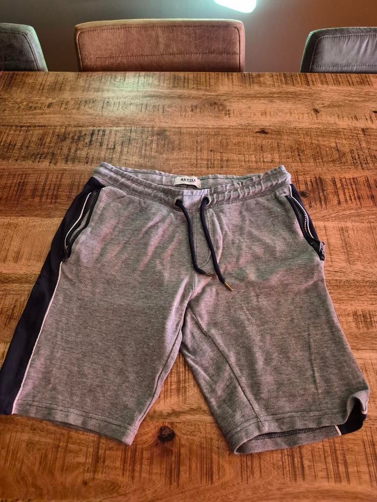 Refill Korte Broek Grijs Maat S, Refill, Ophalen of Verzenden, Grijs, Gedragen