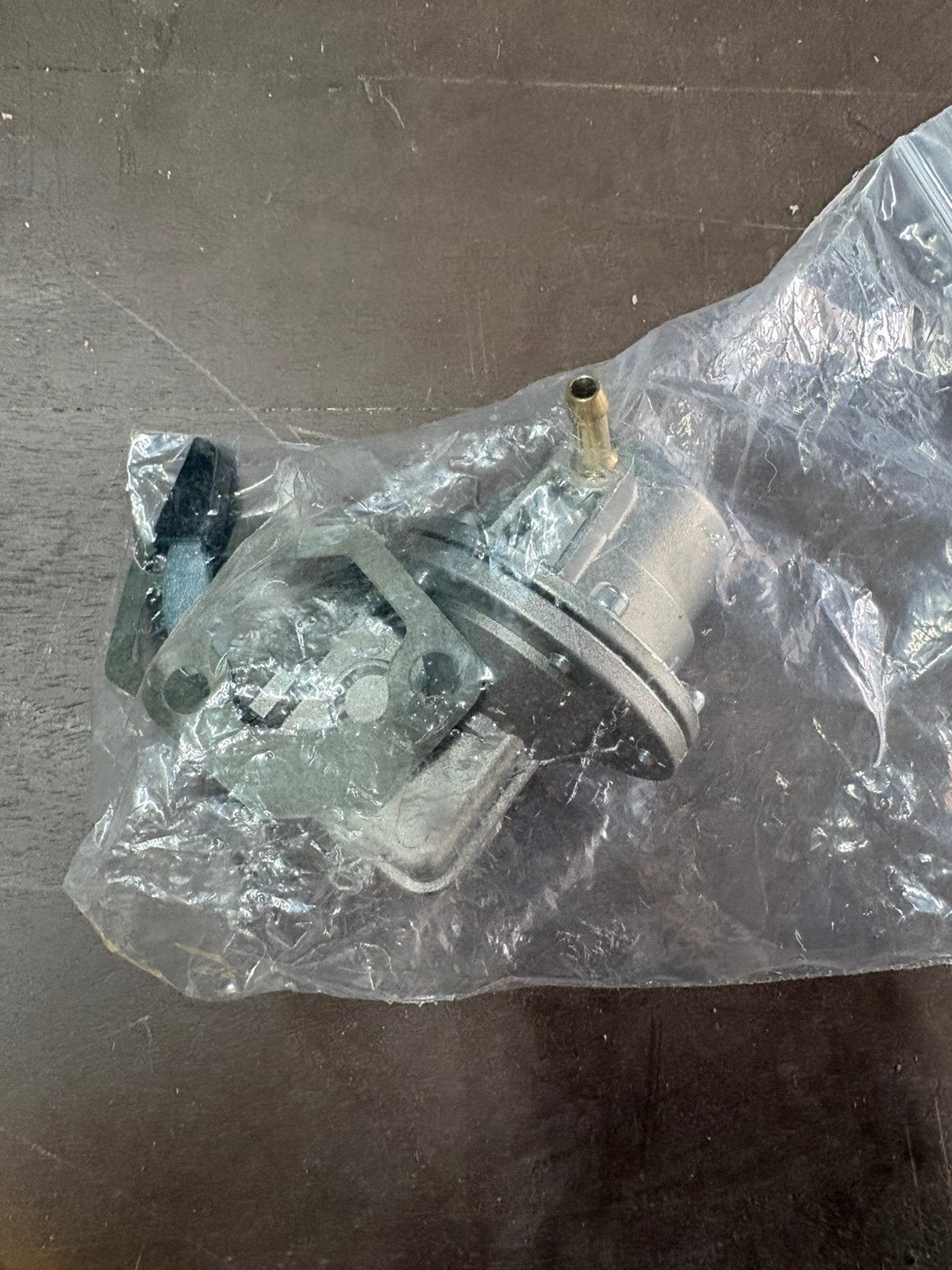 Mechanische brandstofpomp oldtimer Simms + pakkingen, Motoren, Ophalen of Verzenden, Nieuw