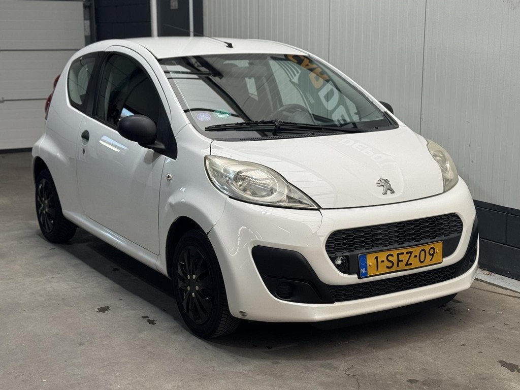 Peugeot 107 1.0 Access Basic Vol Jaar APK Technisch Goed, Voorwielaandrijving, Euro 5, Stof, Gebruikt