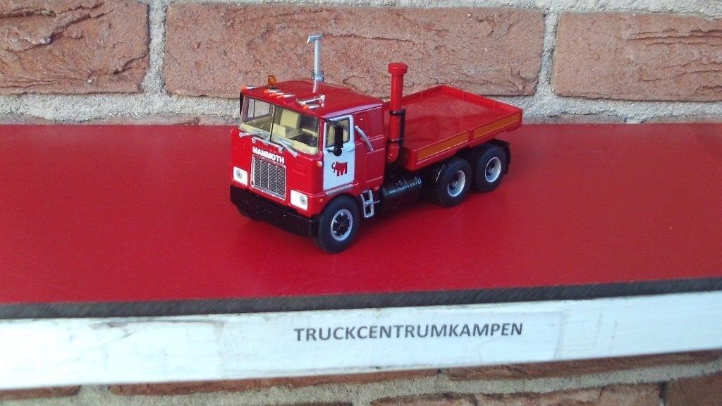 WSI  Mack  F 700  +  Ballast  Box  van  Mammoth, Hobby en Vrije tijd, Ophalen of Verzenden, Nieuw, Bus of Vrachtwagen, Wsi