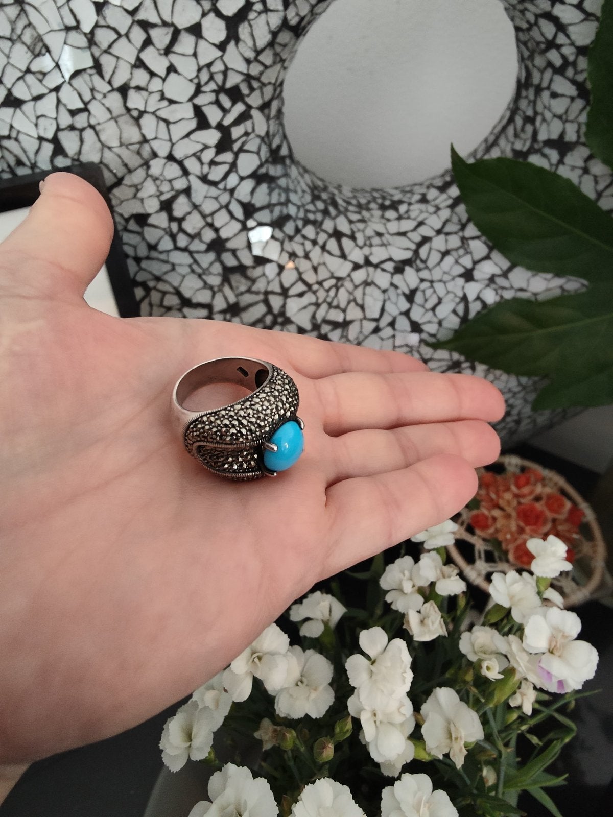 Zilveren ring met marcasiet, 20 of groter, Ophalen of Verzenden, Zo goed als nieuw, Met edelsteen