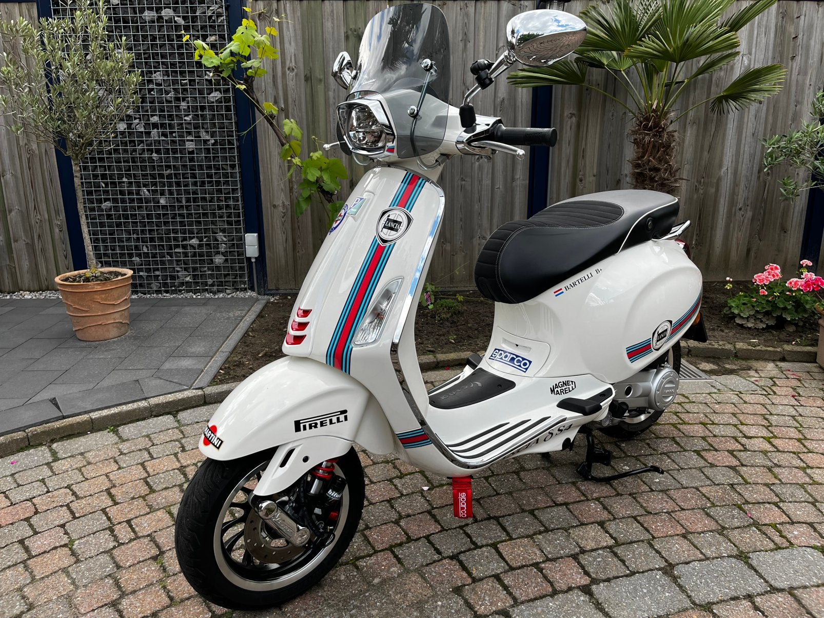 Vespa Sprint 50 E5 Martini Lancia livery Edizione Unico, Ophalen, Maximaal 45 km/u, Zo goed als nieuw