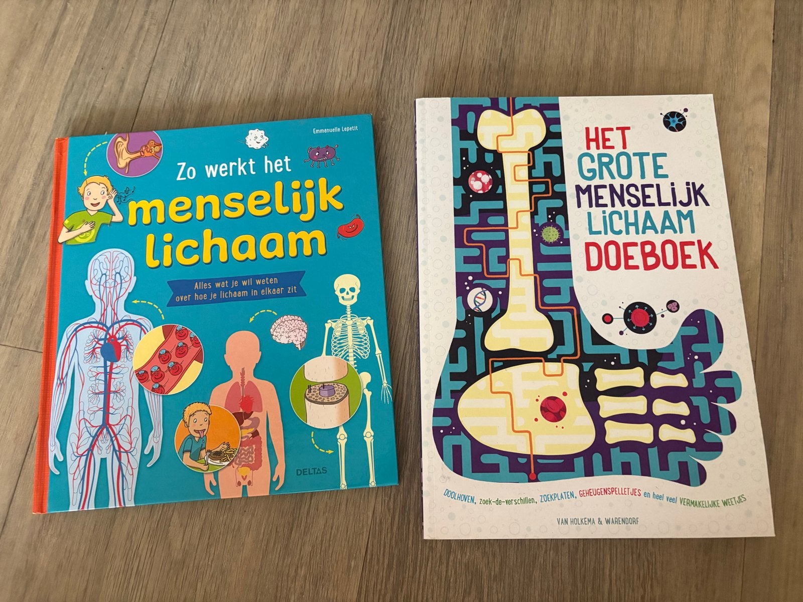 2x Boeken: Zo werkt het menselijk lichaam & Doeboek, Ophalen of Verzenden, Zo goed als nieuw, Non-fictie