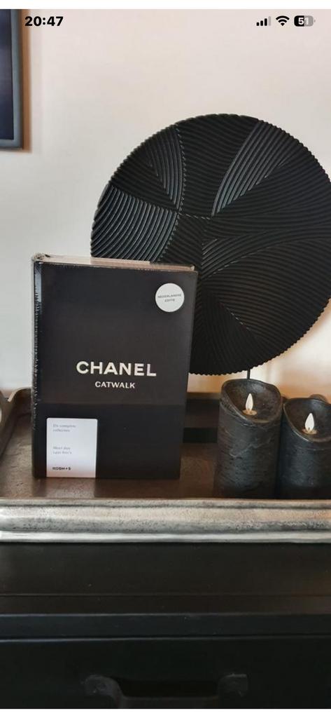 CHANEL BOEK CATWALK €45, Ophalen of Verzenden, Nieuw
