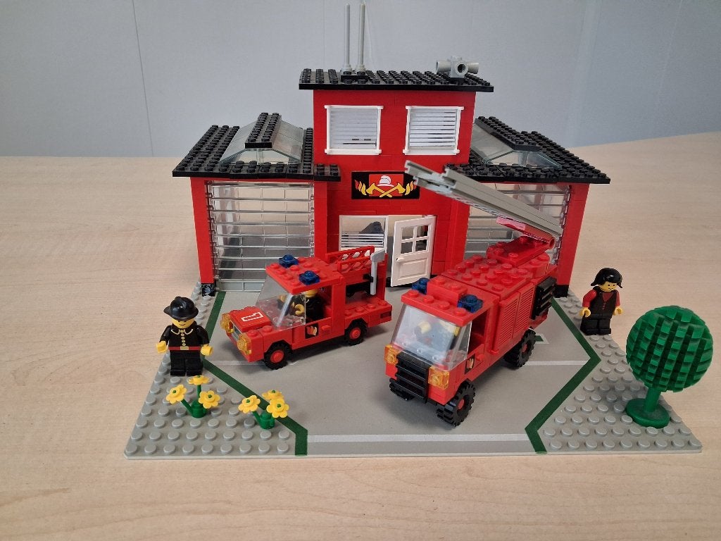 Lego 6382 Brandweerkazerne, Kinderen en Baby's, Speelgoed | Duplo en Lego, Lego, Ophalen of Verzenden, Compleet, Complete set