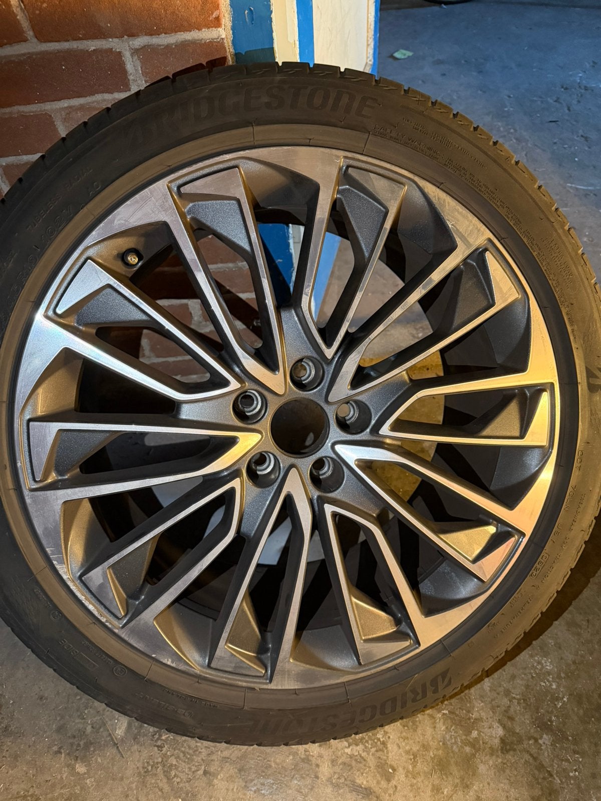 Audi a6 c8 oem velgen met banden 245/45/19, 245 mm, Banden en Velgen, Zomerbanden, Ophalen
