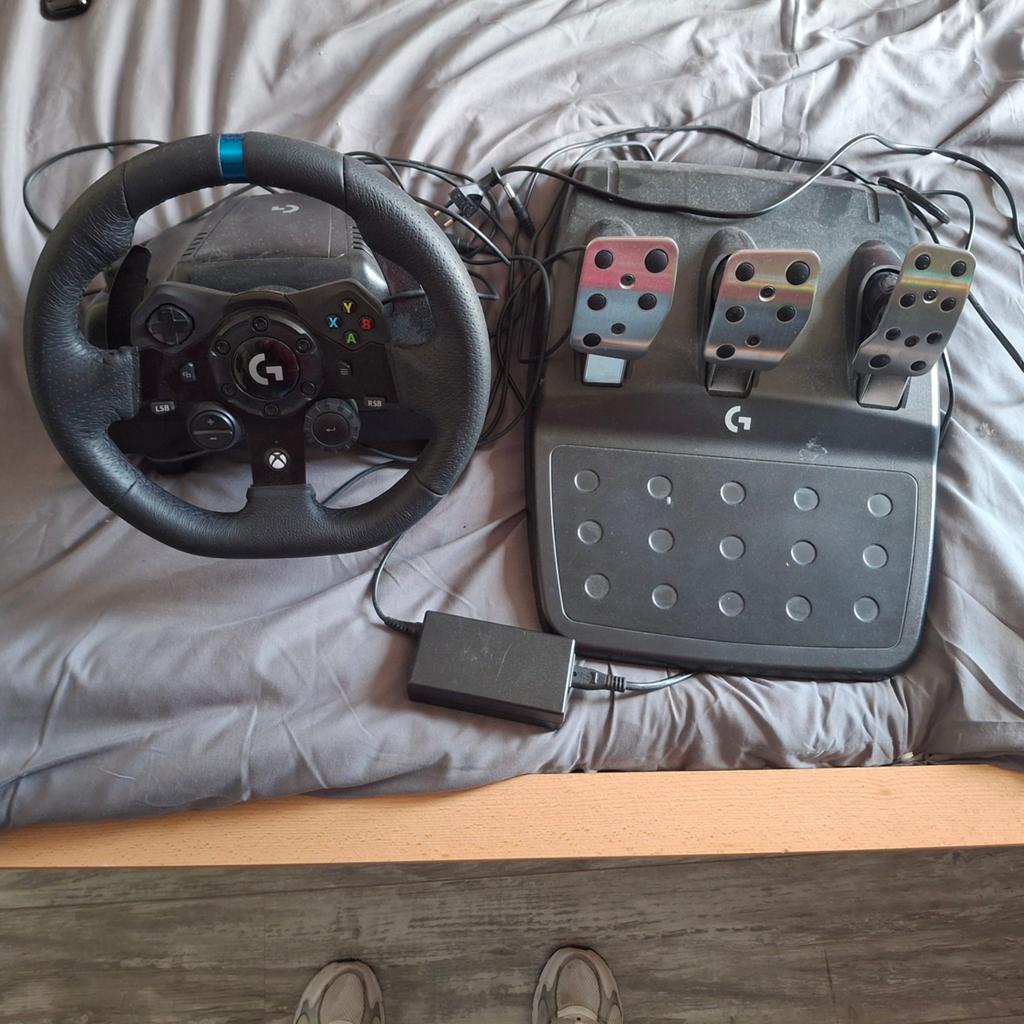 Logitech G923 Driving Force racestuur met pedalen, Ophalen, Racestuur, Gebruikt, Xbox
