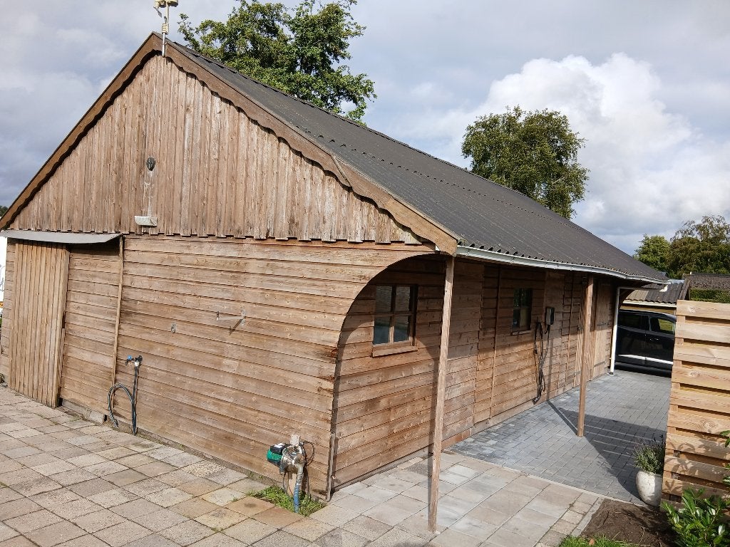 schuur / paardenstal, Gebruikt, Schuur, Ophalen of Verzenden, 2 ramen