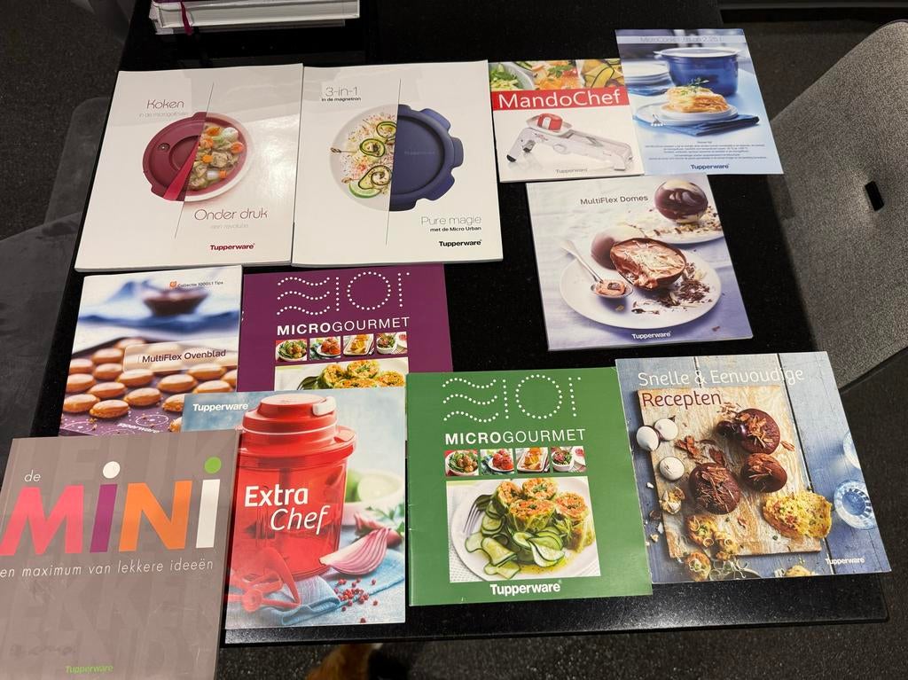 Tupperware Kookboeken en Receptenboekjes - Diverse Collectie, Voorgerechten en Soepen, Ophalen of Verzenden, Zo goed als nieuw
