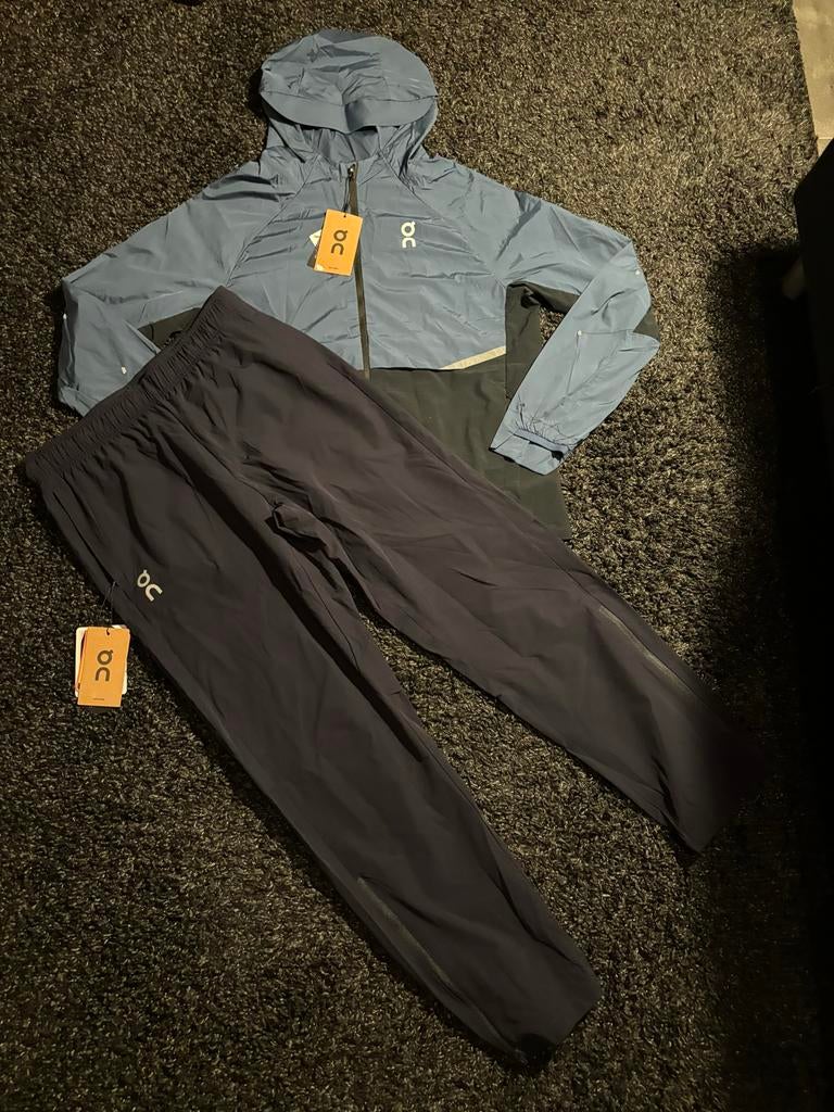 On cloud trainingspak broek maat L & vest maat M, Maat 52/54 (L), Blauw, Ophalen of Verzenden, Zo goed als nieuw