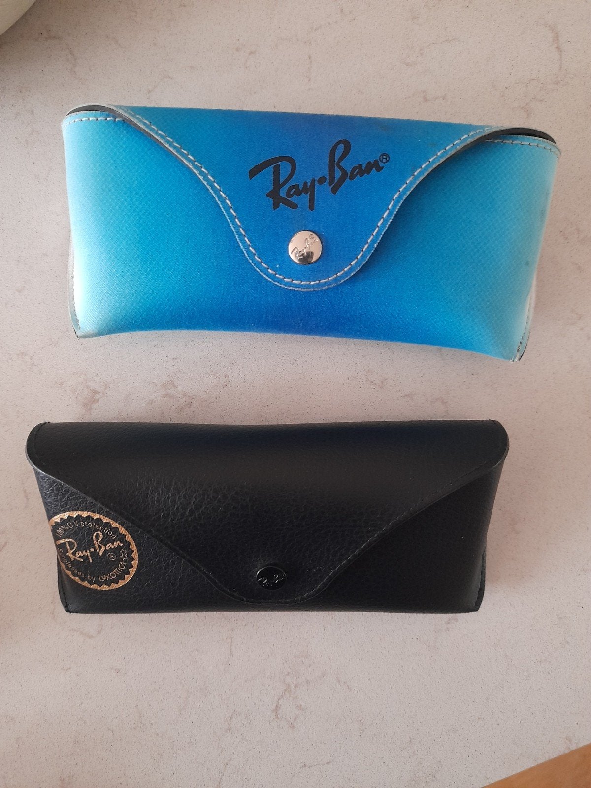 Ray-Ban brillenkoker, Sieraden, Tassen en Uiterlijk, Zonnebrillen en Brillen | Heren, Ophalen of Verzenden, Zo goed als nieuw