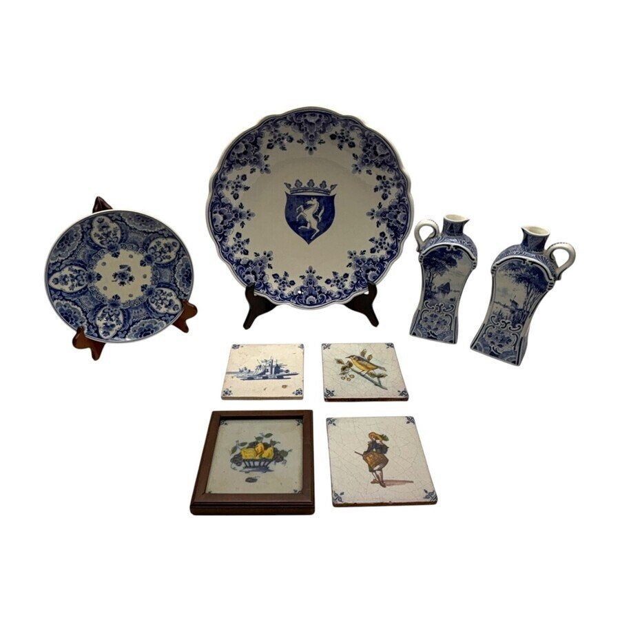 Lot aardewerk, waaronder twee Porceleyne Fles schenkkannen, Ophalen of Verzenden