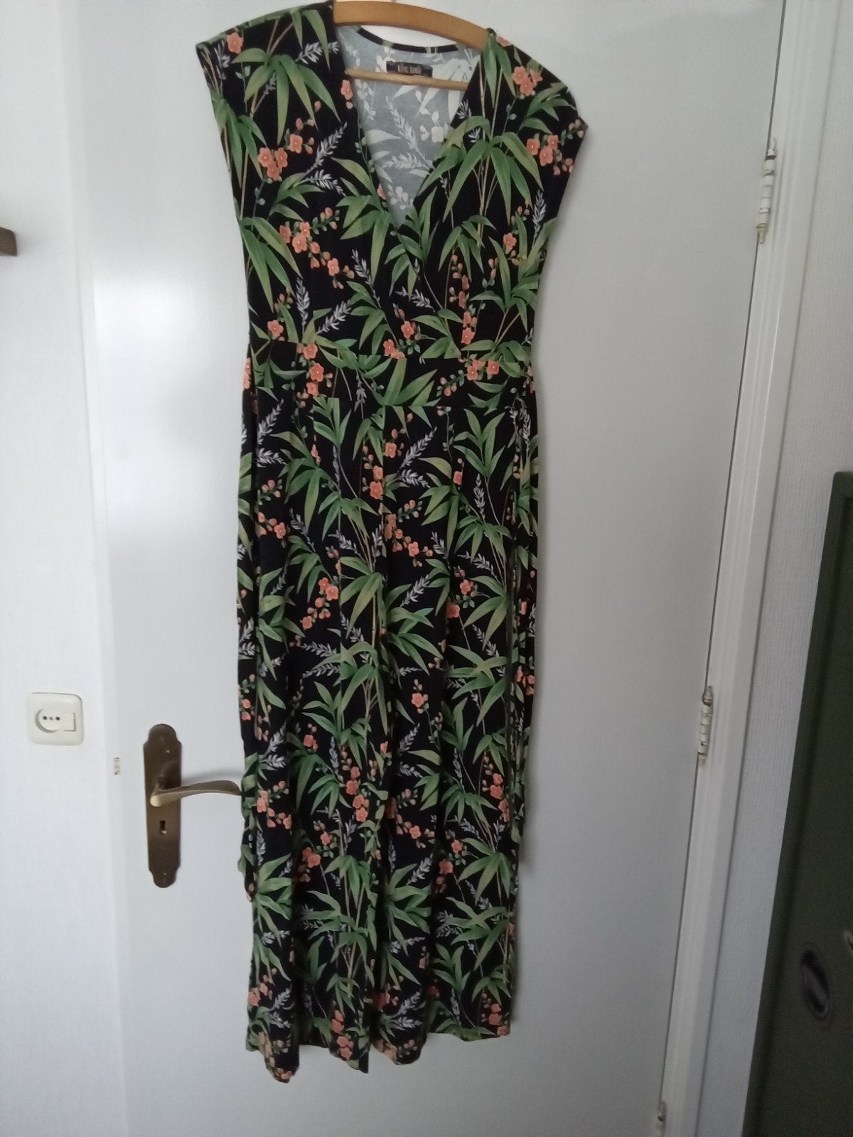 Kinglouie  Jumpsuit maat M, Ophalen of Verzenden, Zo goed als nieuw, Maat 38/40 (M)