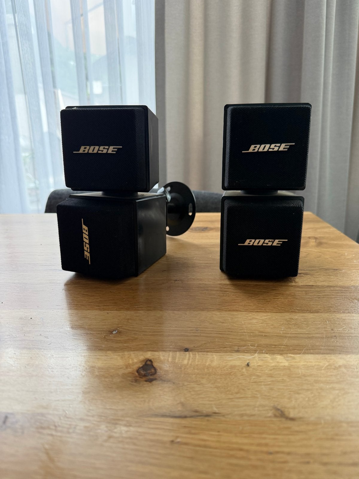 Bose dubbele kubus speakers - Zwart, Gebruikt, Ophalen of Verzenden, Bose, Minder dan 60 watt