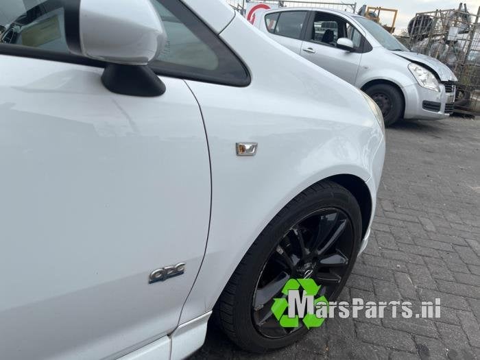 Scherm rechts-voor van een Opel Corsa, Gebruikt, -, -, Opel