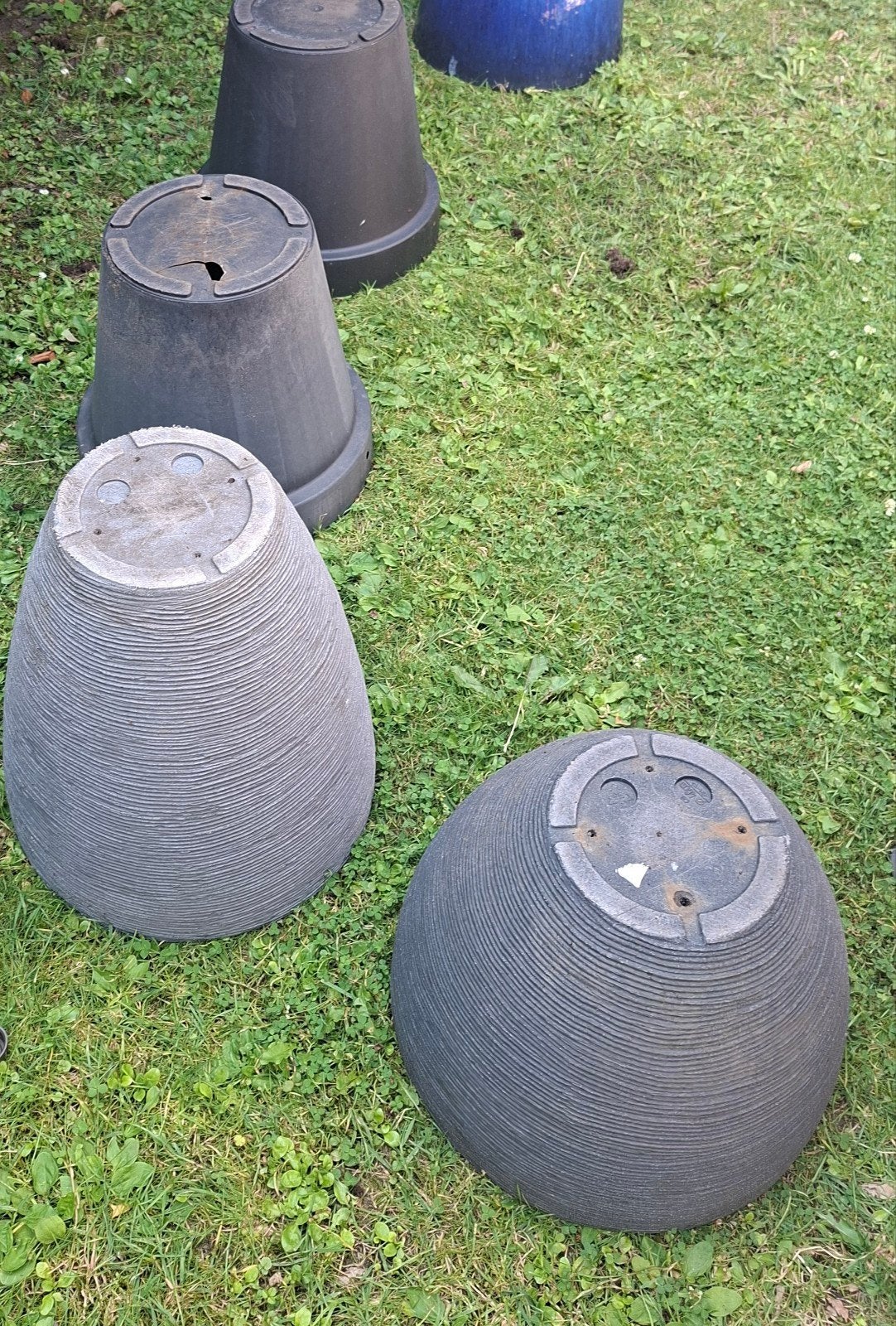 Gebruikte bloempotten voor tuin of balkon, Kunststof, Gebruikt, Overige vormen, Balkon