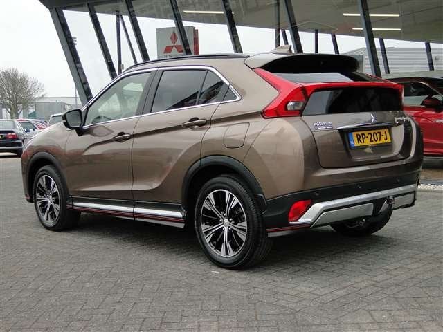 Mitsubishi Eclipse Cross 1.5 Turbo First Edition + Intro pac, Auto's, Keurmerk '100% Onderhouden', Stof, Zwart, 4 cilinders