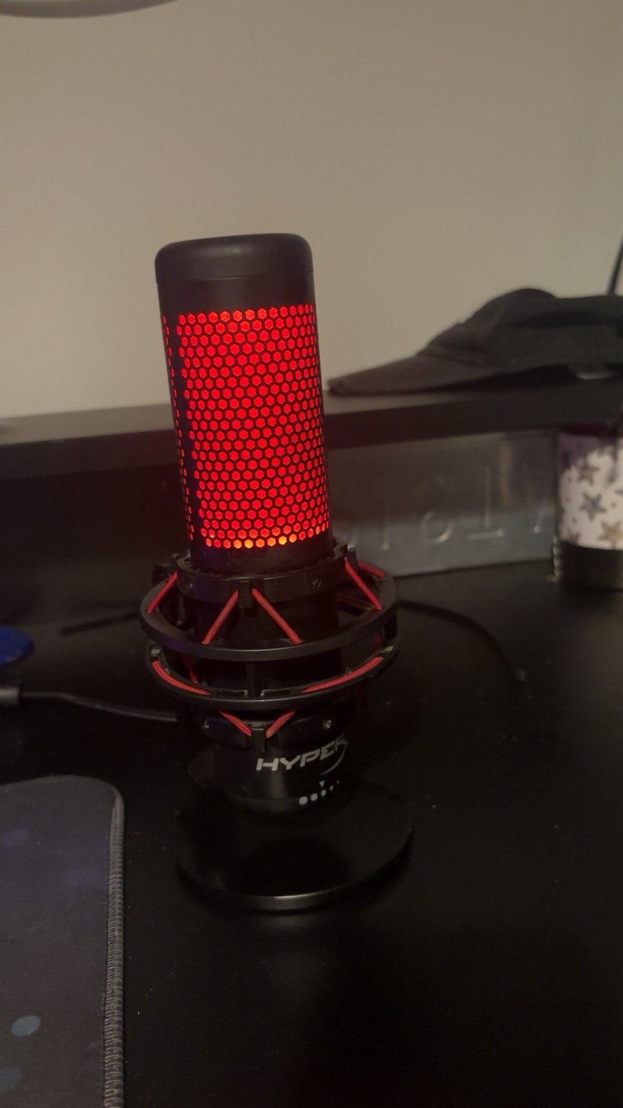 HYPERX QuadCast 2 Bedrade Microfoon Zwart, Muziek en Instrumenten, Ophalen, Zo goed als nieuw, Studiomicrofoon