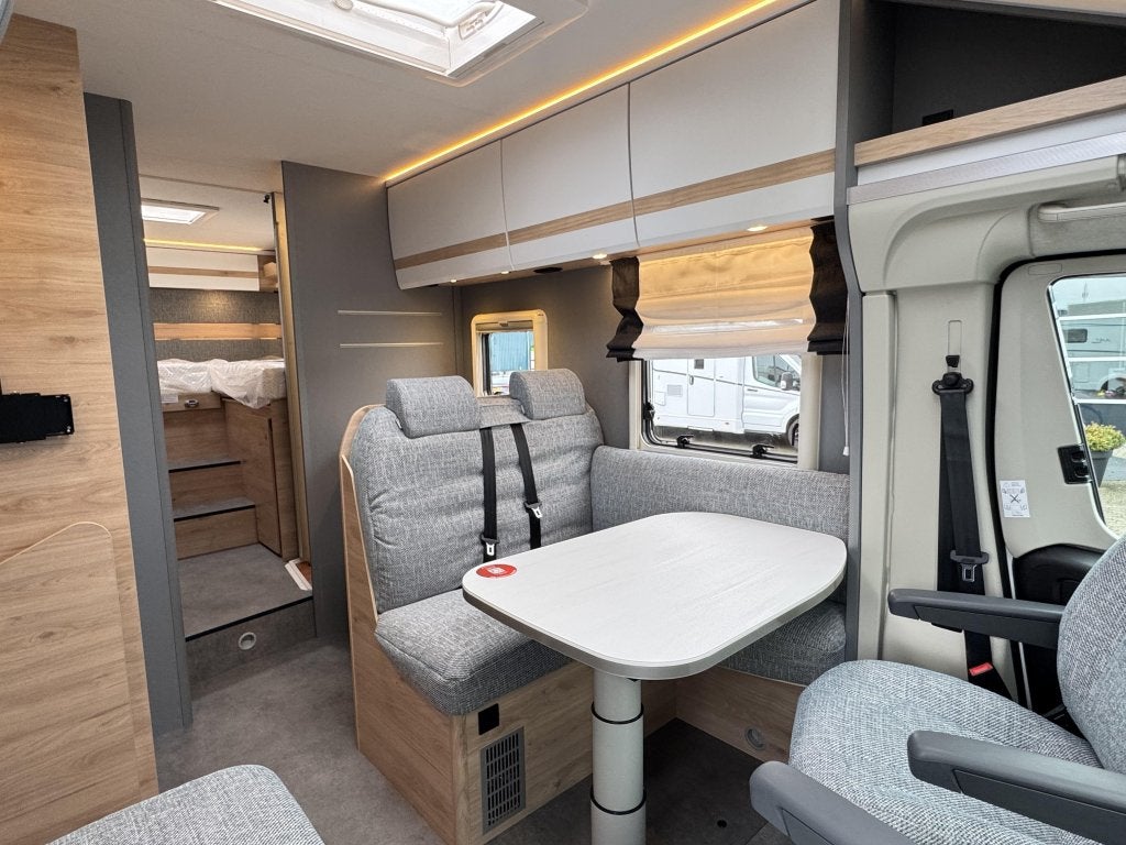 Dethleffs Just Camp T 7052 EB - Direct leverbaar -, Caravans en Kamperen, Campers, Ringverwarming, Fiat, Tot en met 2, 7 tot 8 meter