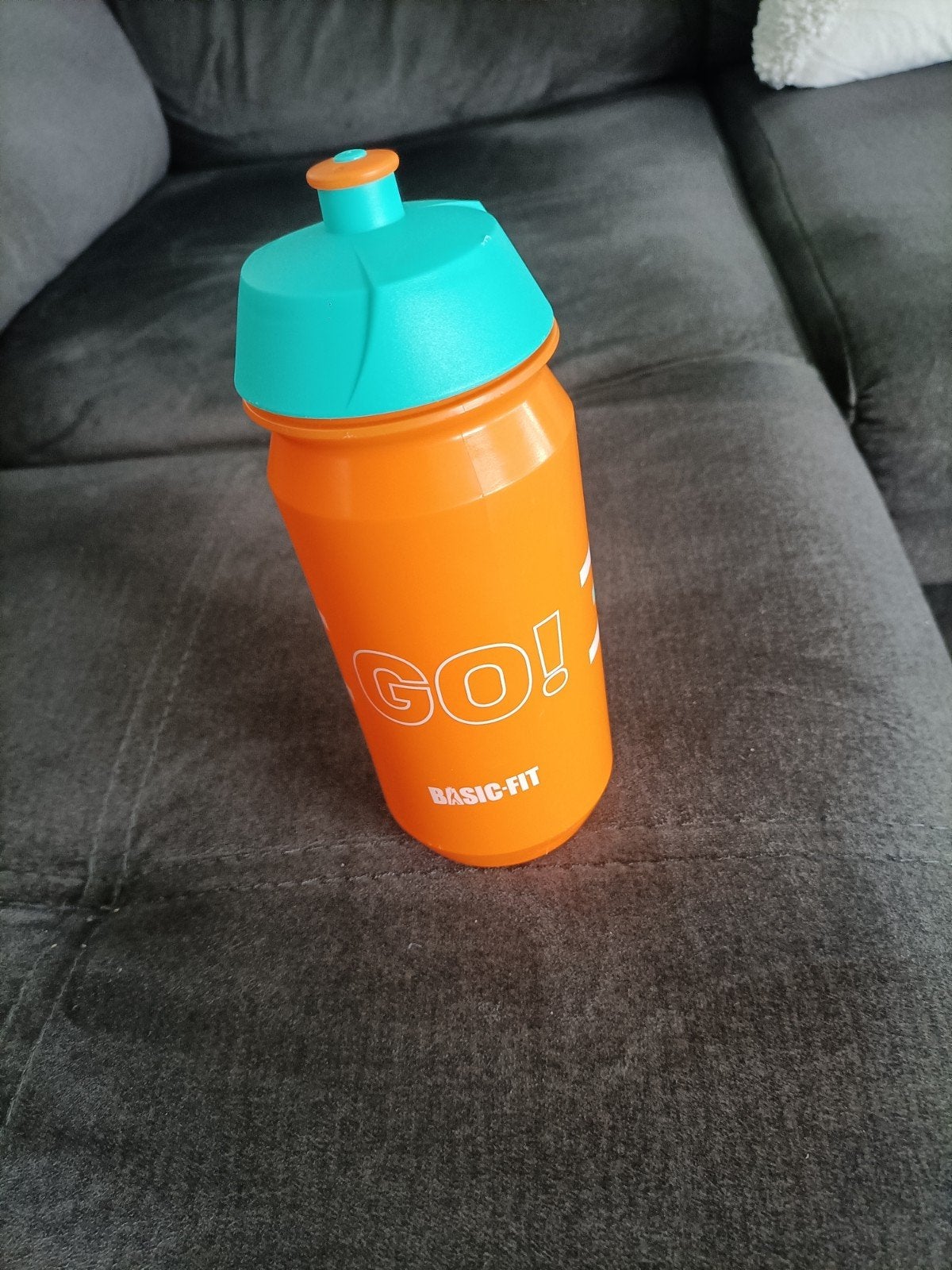 Nieuwe Basic-Fit bidon - Oranje met turquoise dop, Ophalen of Verzenden, Nieuw