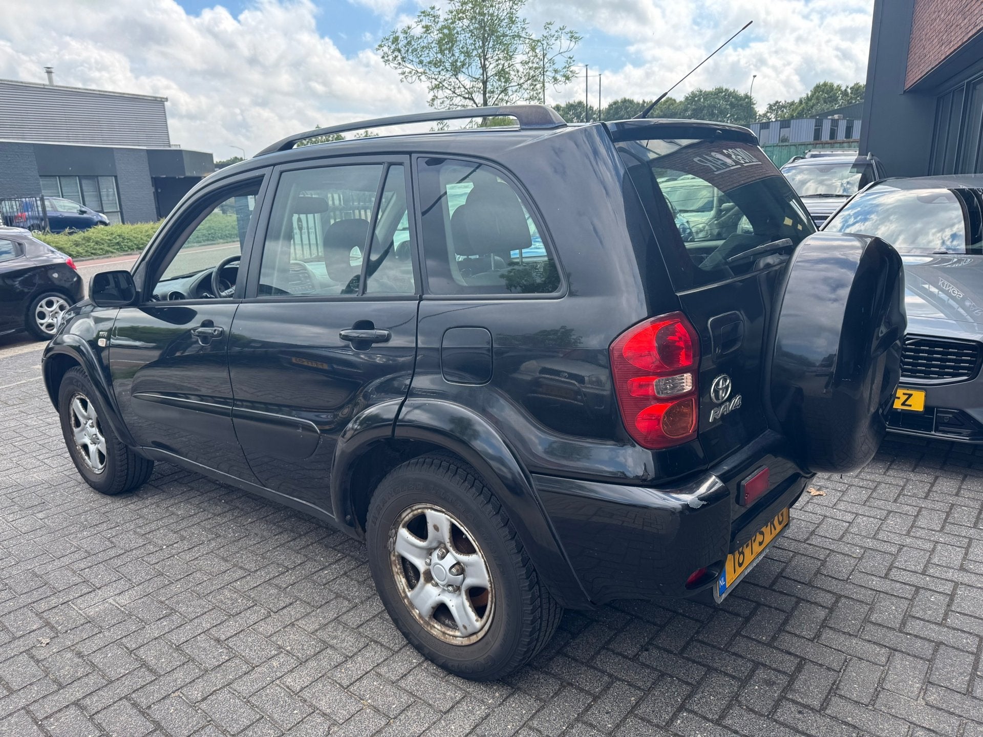 Toyota RAV4 2.0-16V VVT-i Luna CLIMA CRUISE ORIG NL NAP, 1998 cc, Gebruikt, 4 cilinders, 150 pk