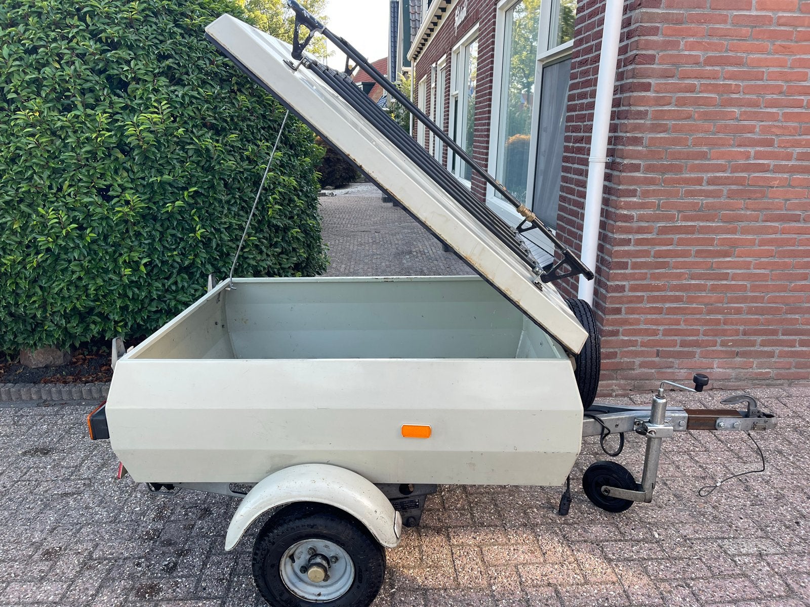 Compacte aanhangwagen met imperiaal - Ideaal voor extra baga, Ophalen, Gebruikt