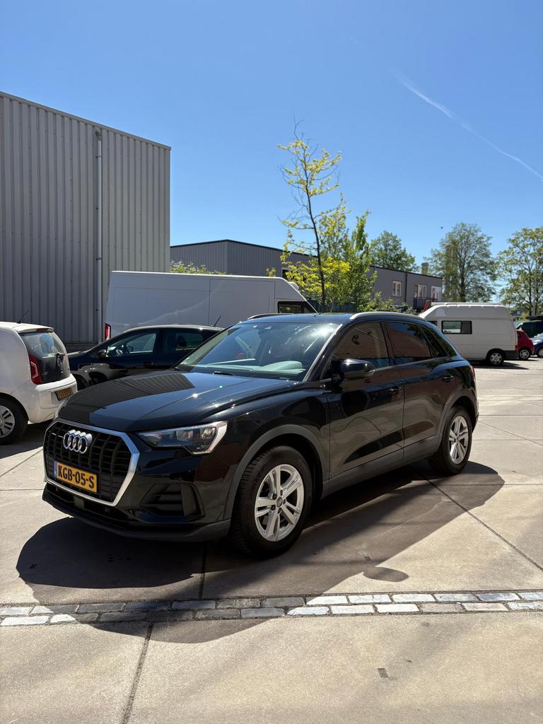 Audi Q3 35 TDI S-Tronic, Auto's, Stof, 4 cilinders, 150 pk, Zwart
